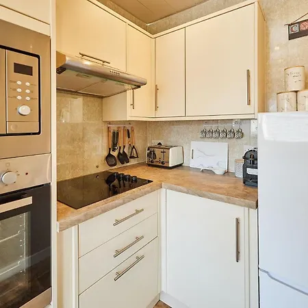 Host & - Sands Walk Holiday home *